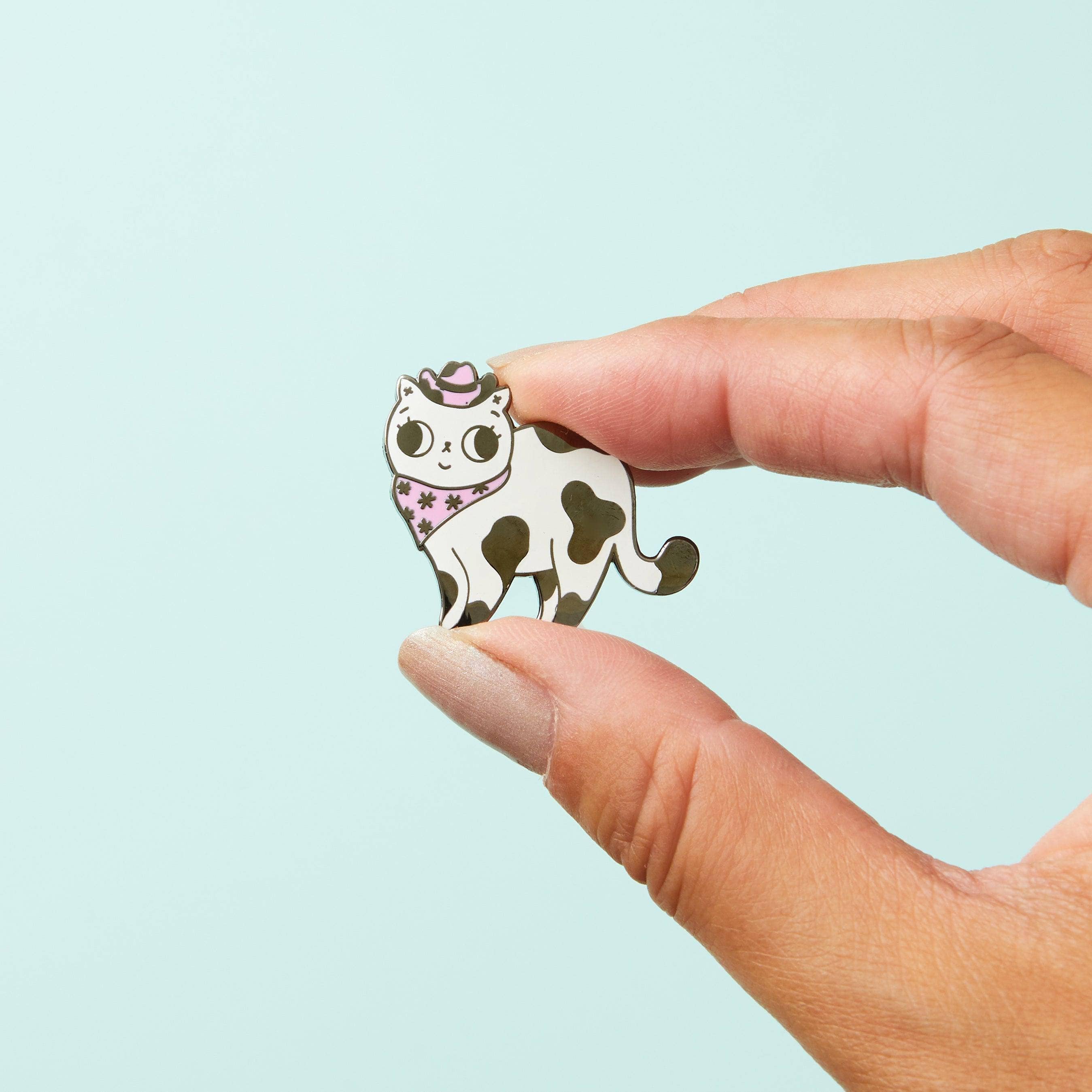 Rodeo Kitty Enamel Pin - Image 2